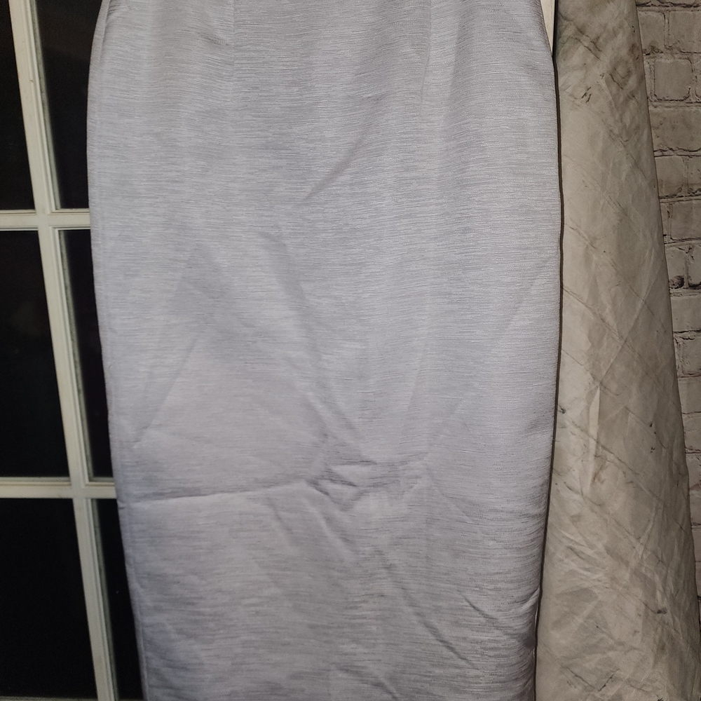 Elegant Women's Light Gray Pencil Skirt
